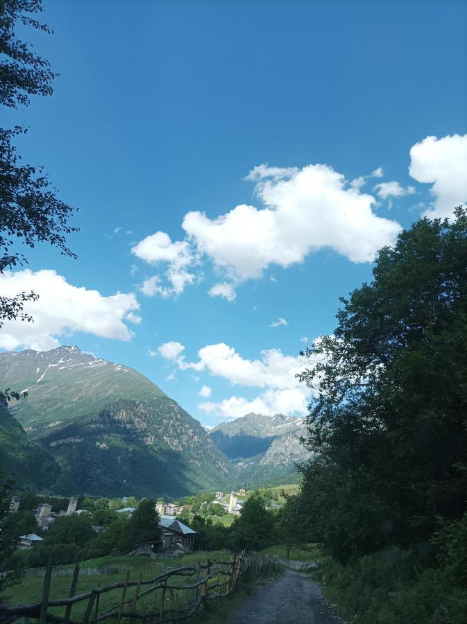 Maizer Qaldani Guesthouse Chvabiani Exteriér fotografie